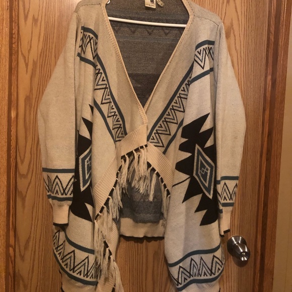 Pink Owl Tribal Wrap Sweater - Picture 2 of 7